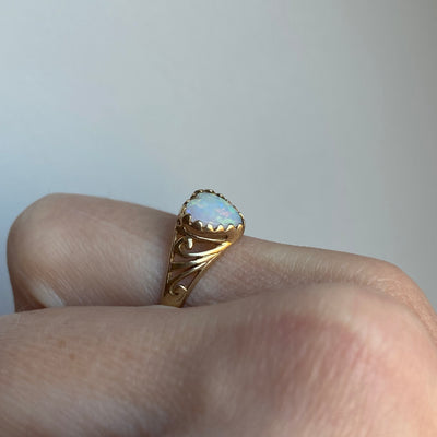 9ct Gold Opal Heart Ring