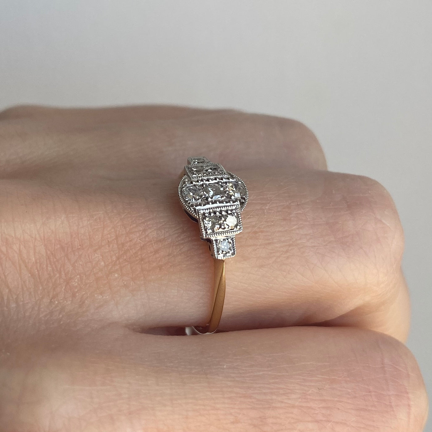 18ct Gold & Platnium Art Deco Diamond Ring