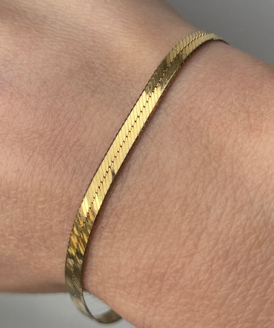 9ct Gold Herringbone Bracelet