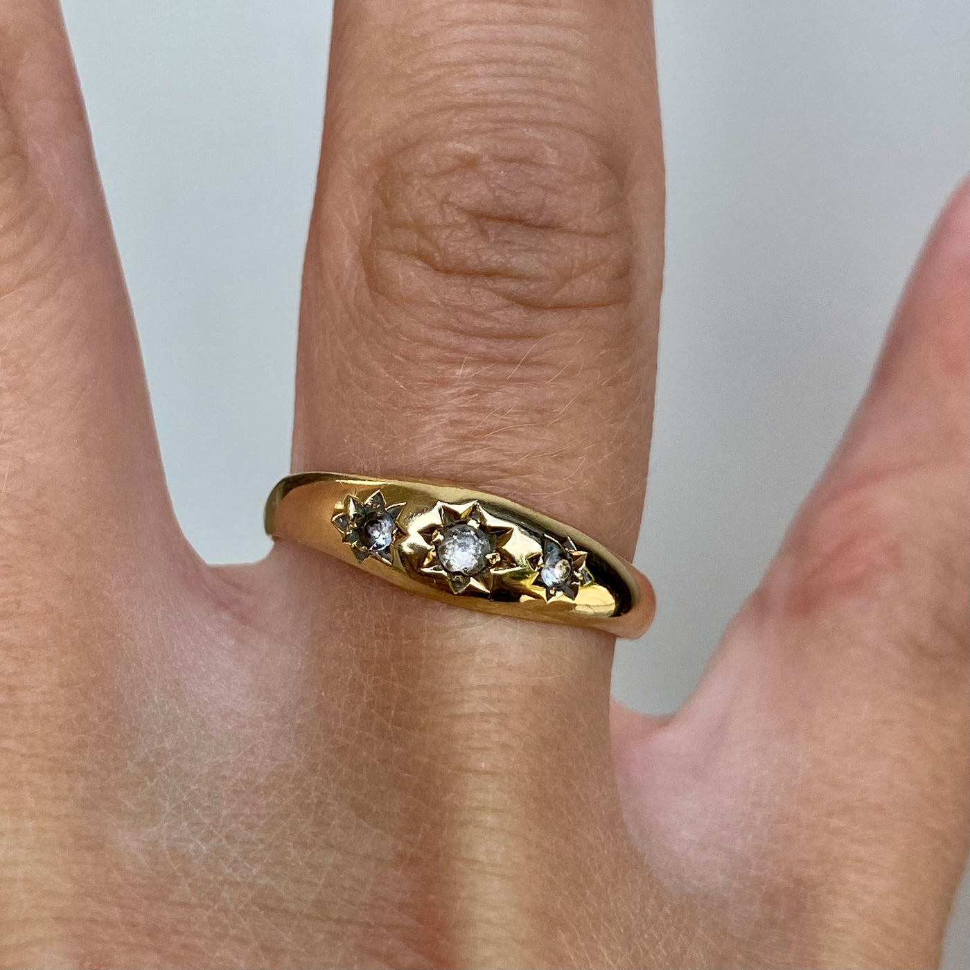 9ct Gold Triple Diamond Starburst Ring