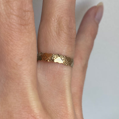 9ct Gold Hearts & Stars Band Ring