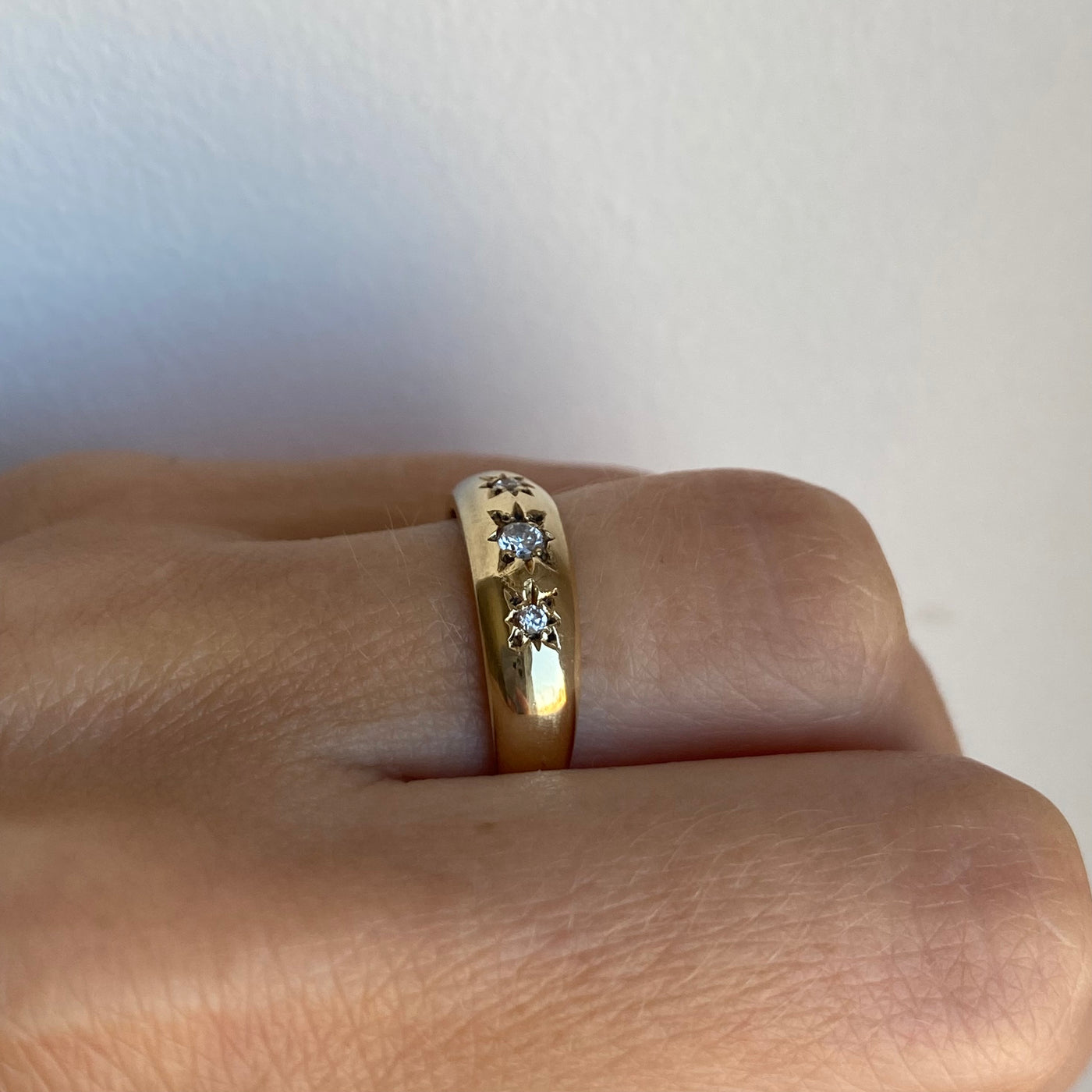 9ct Gold Three Diamond Starburst Ring