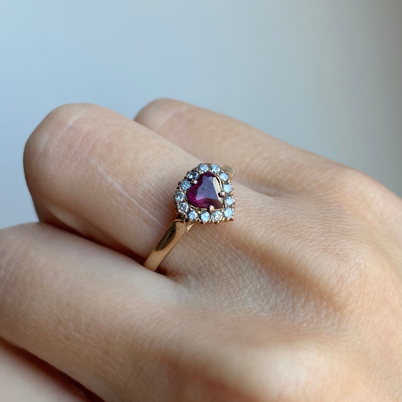 15ct Gold Victorian Garnet & Diamond Heart Ring