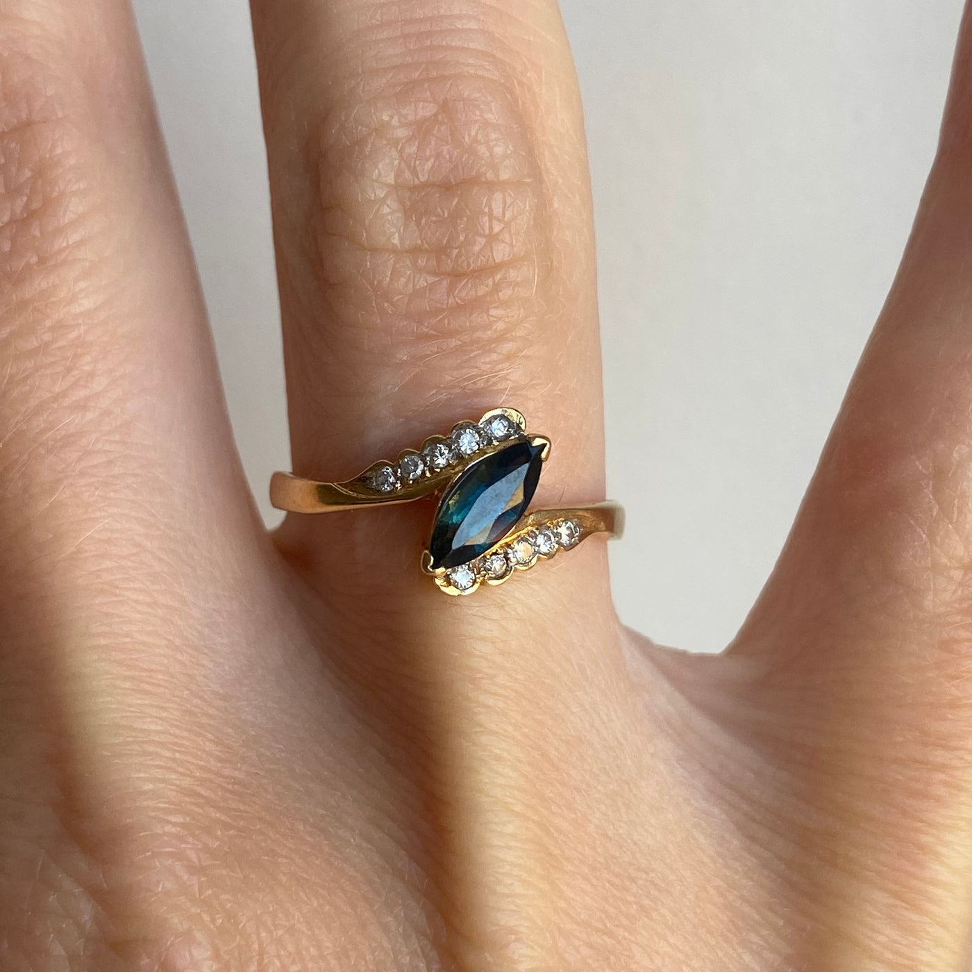 18ct Gold Marquise Sapphire & Diamond Ring