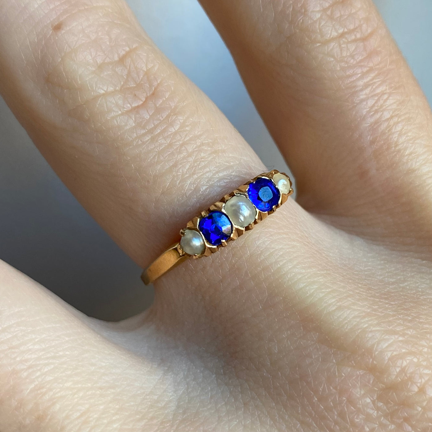 20ct Gold Pearl & Sapphire Portuguese Ring