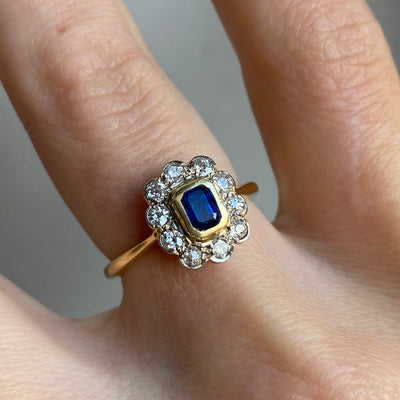 18ct Gold Emerald Cut Sapphire & Diamond Ring