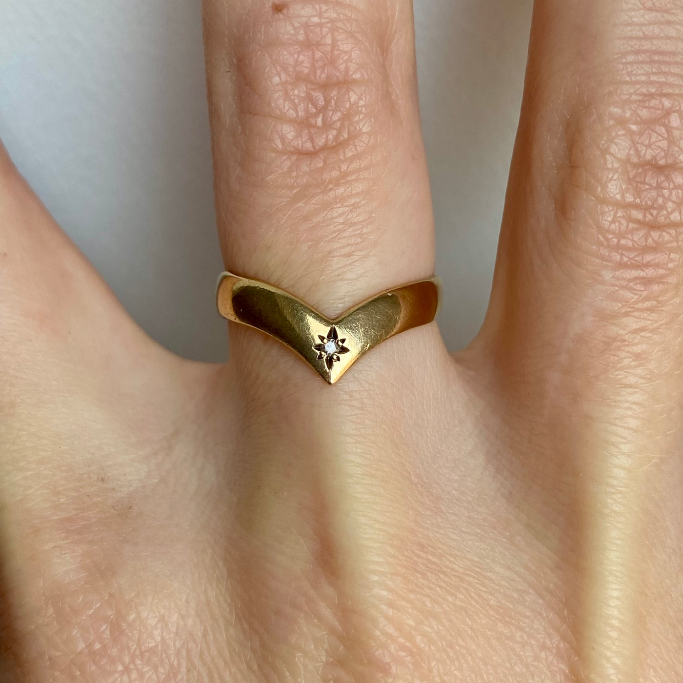 9ct Gold Diamond Star Wishbone Ring