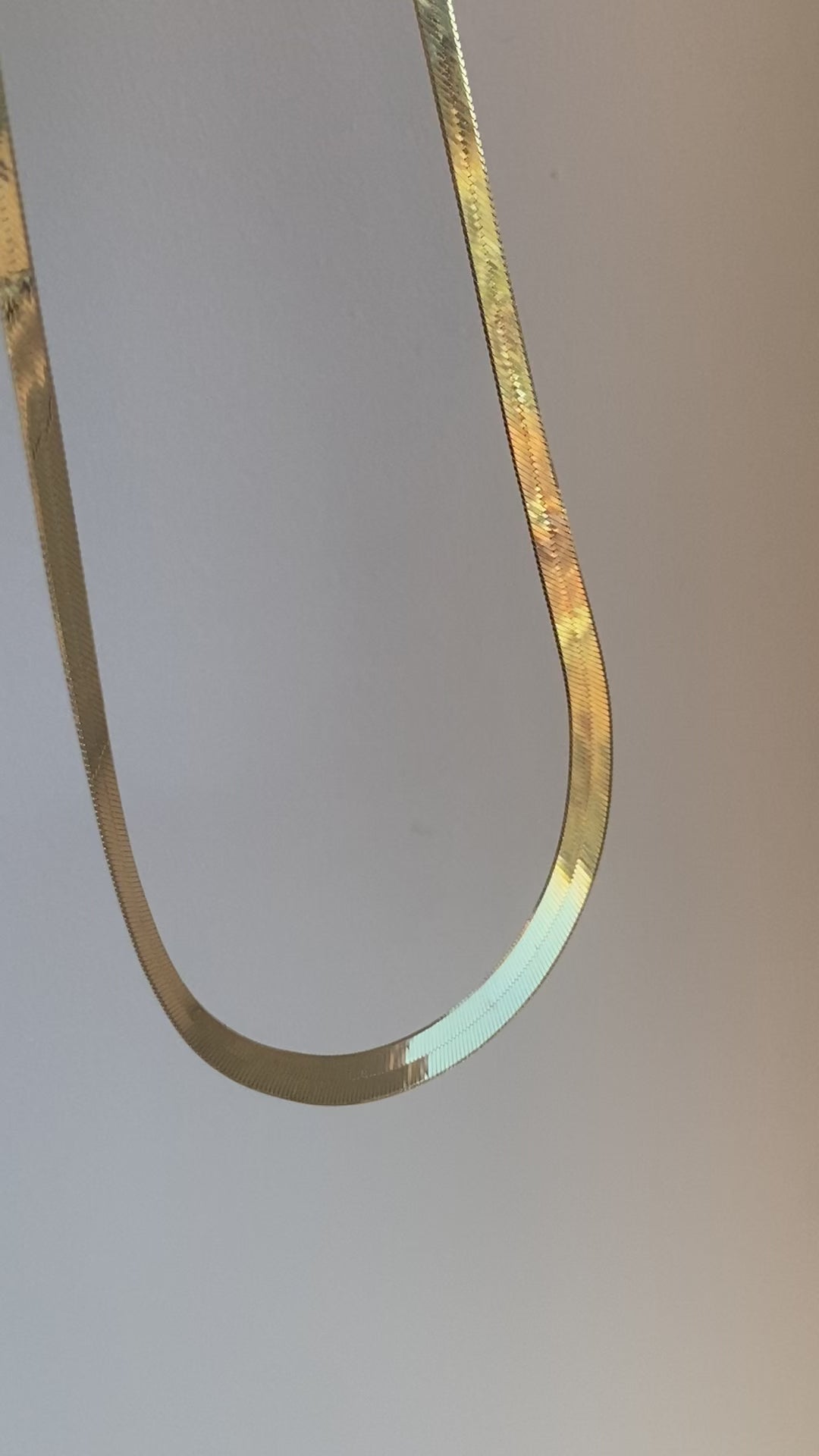 9ct Gold Graduating Molten Herringbone Chain Necklace