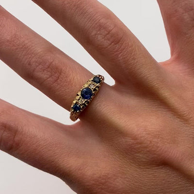 9ct Gold Sparkling Blue Sapphire & Diamond Ring