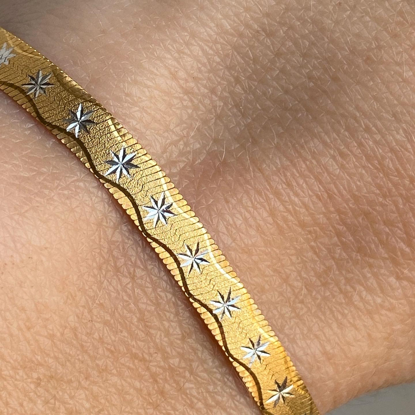 9ct Gold Starburst Herringbone Bracelet
