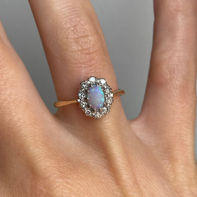 18ct Gold Opal & Diamond Cluster Ring