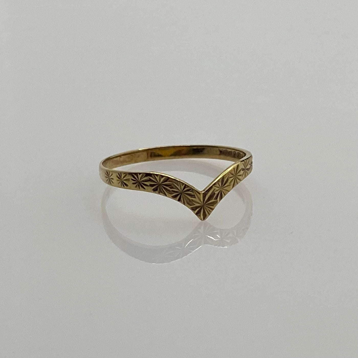 9ct Gold Starburst Wishbone Ring