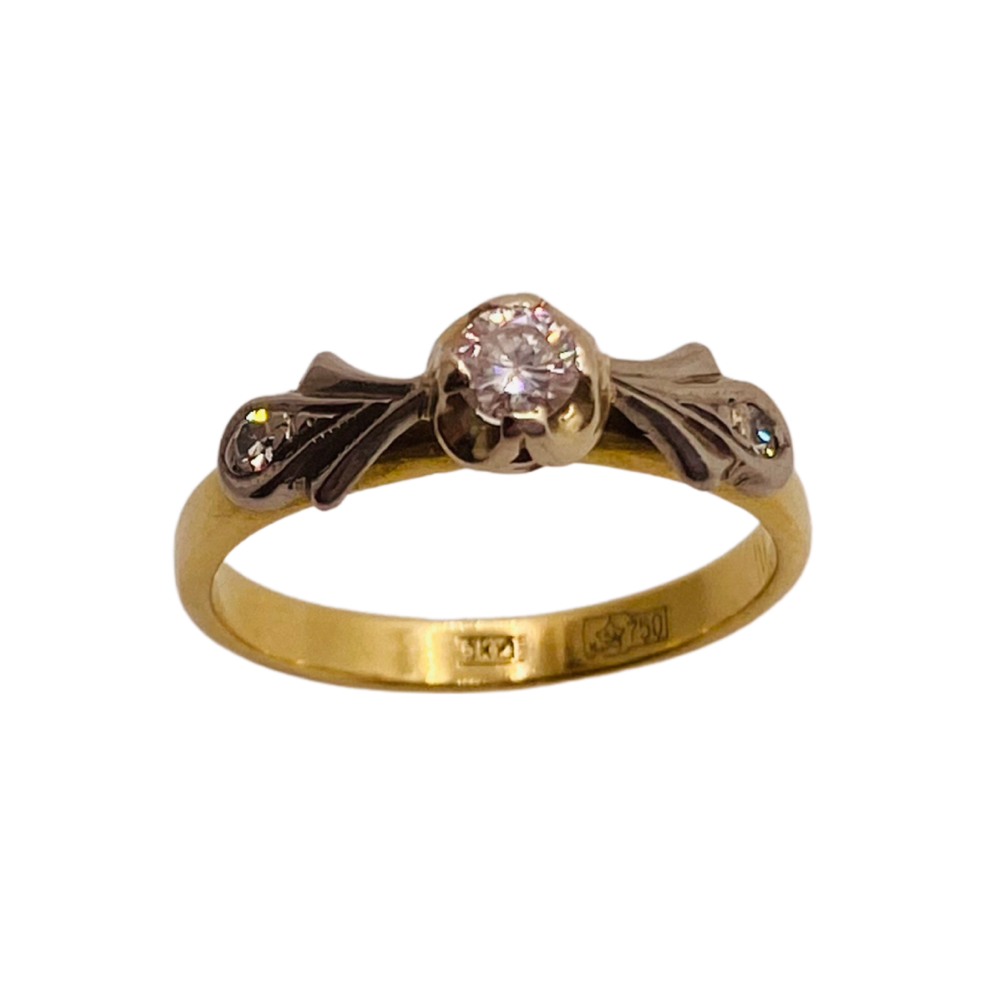 18ct Gold Russian Solitare Ring