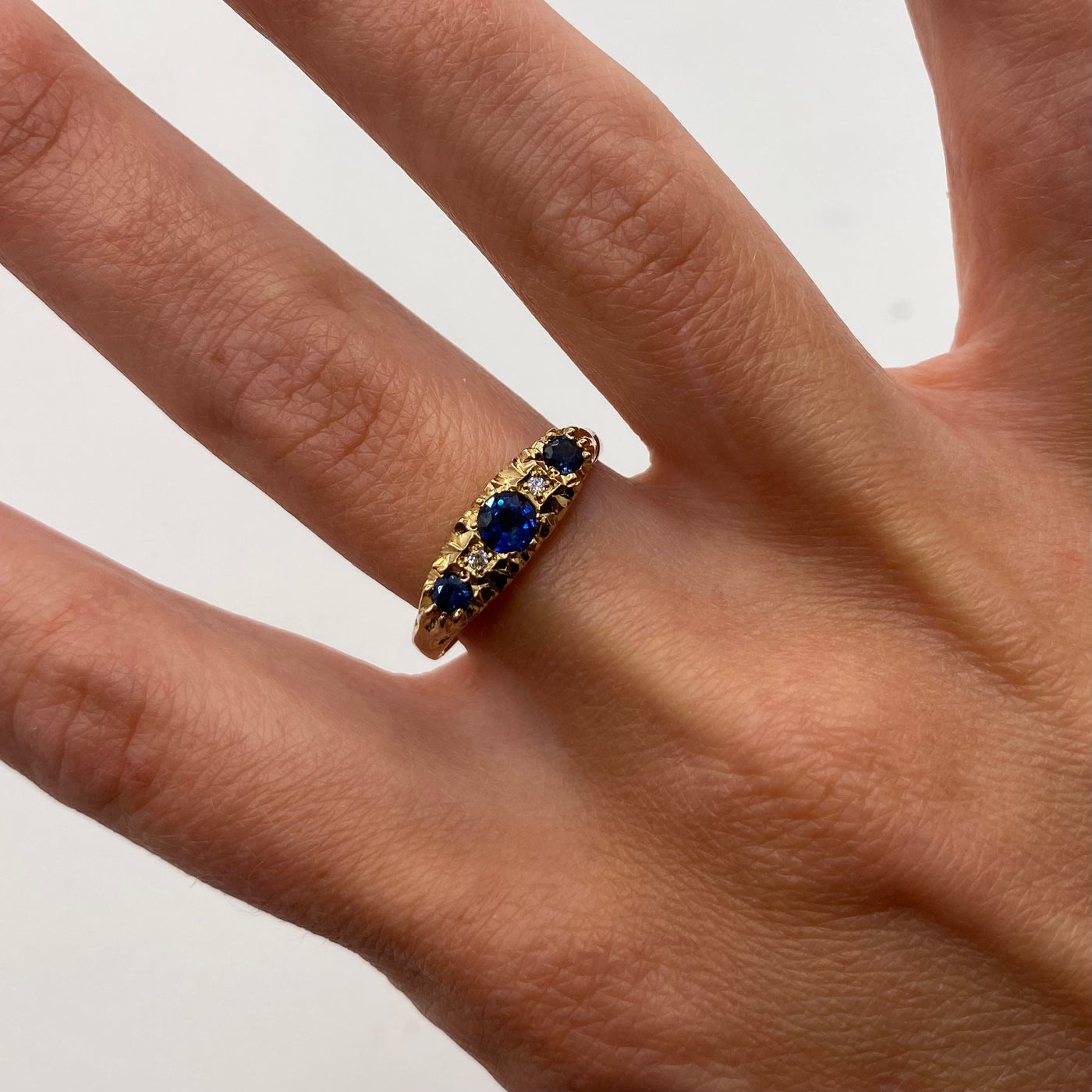 9ct Gold Sparkling Blue Sapphire & Diamond Ring