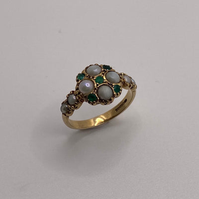 9ct Gold Emerald & Pearl Ring