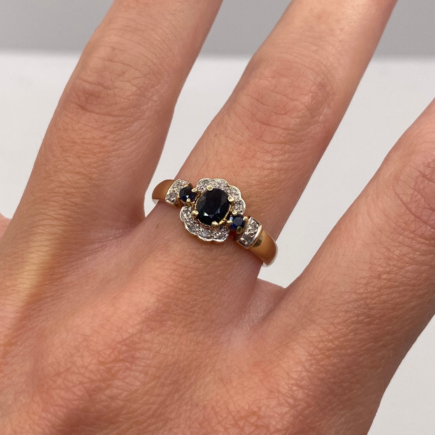 9ct Gold Sapphire Diamond & Sapphire Trio Ring